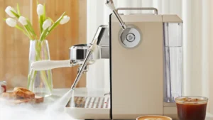 Phân biệt máy pha cà phê chuyên nghiệp và máy pha cà phê gia đình