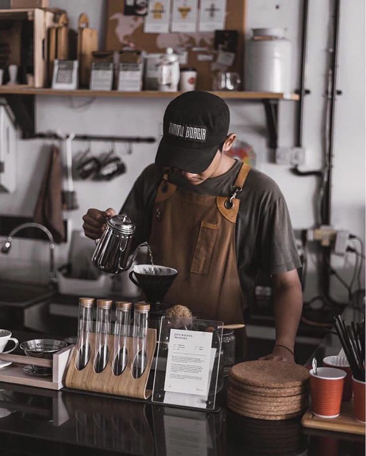 Kinh nghiệm mở quán cafe từ A-Z và những sai lầm cần tránh